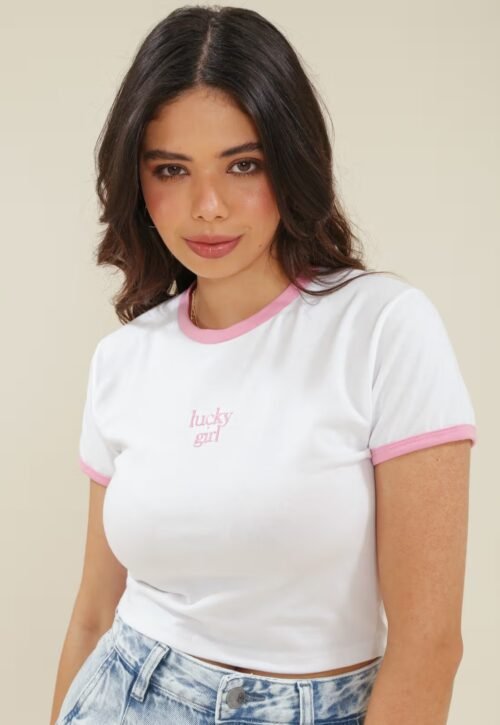 BLUSA CROPPED COTTON MANGA CURTA BORDADO LUCKY GIRL